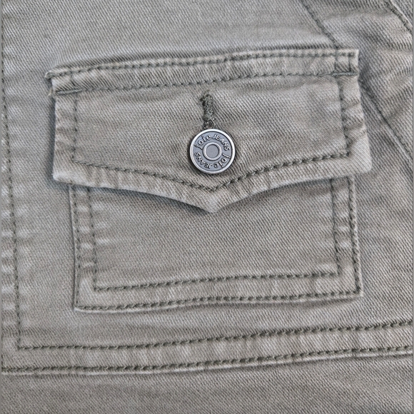 Joie So-Real Women's Fatigue Green Cargo Shorts, Size 28 ~ VGUC - Picture 3 of 11